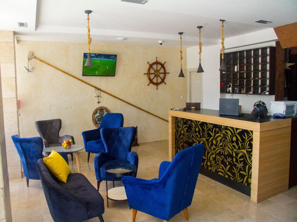 Beachfront Hotel Palma - Jaz Budva Luaran gambar