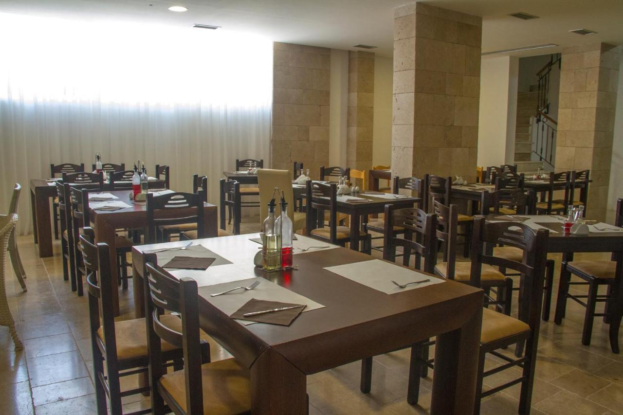Beachfront Hotel Palma - Jaz Budva Luaran gambar