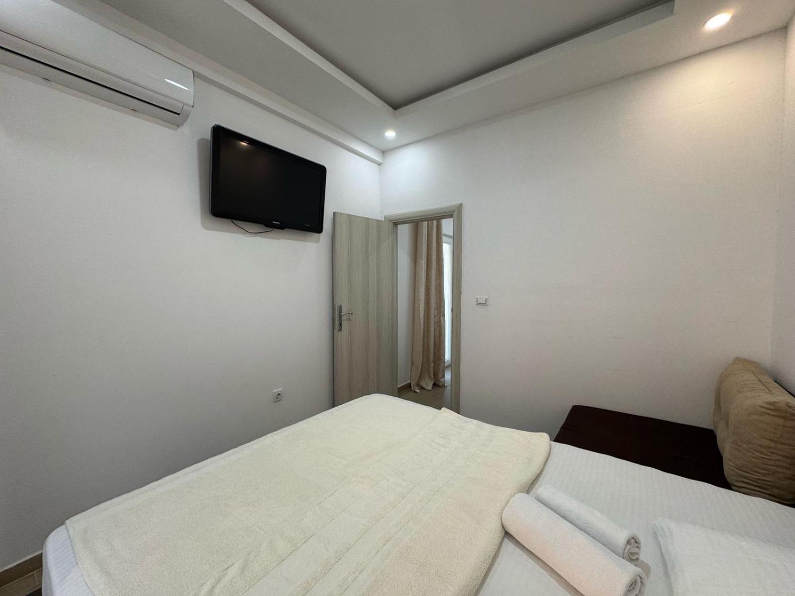 Beachfront Hotel Palma - Jaz Budva Luaran gambar