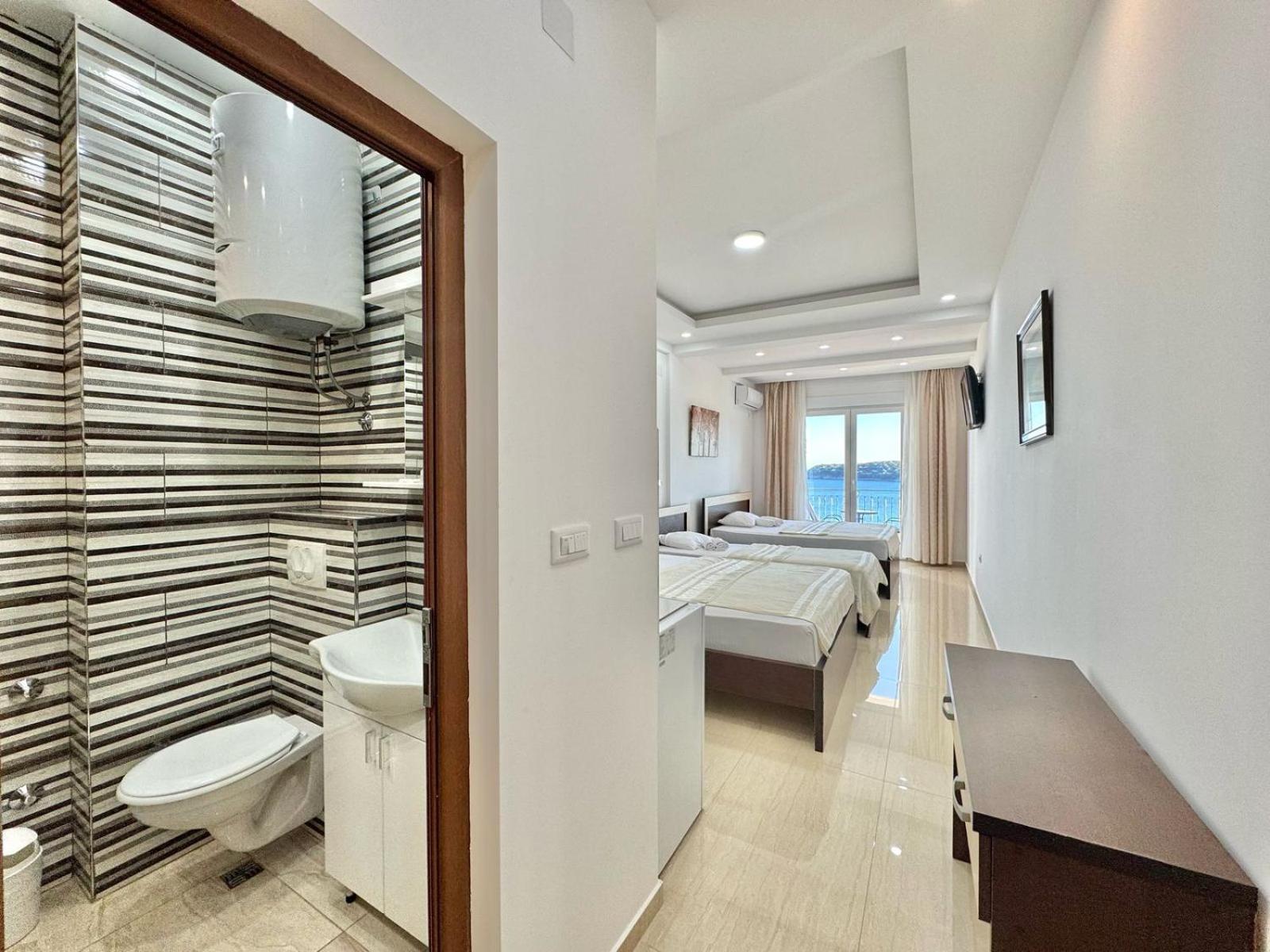 Beachfront Hotel Palma - Jaz Budva Luaran gambar