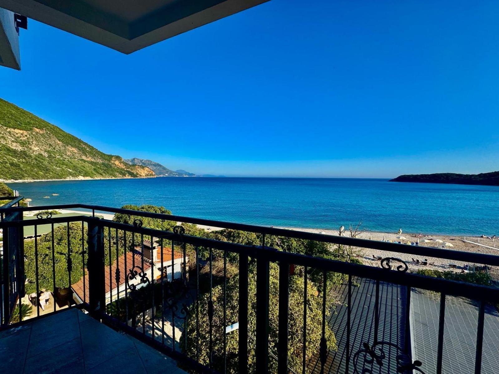 Beachfront Hotel Palma - Jaz Budva Luaran gambar